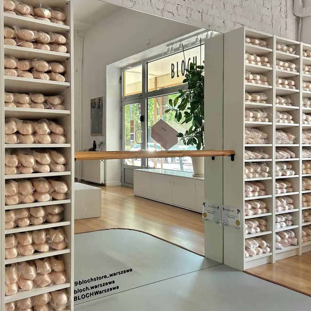 Bloch warsaw pointe shoe shop