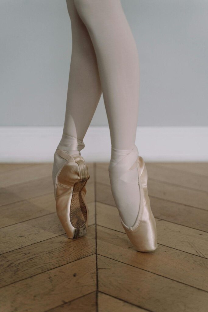 Dancers feet standing on pointe