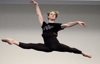 Male ballet dancer David Hallberg