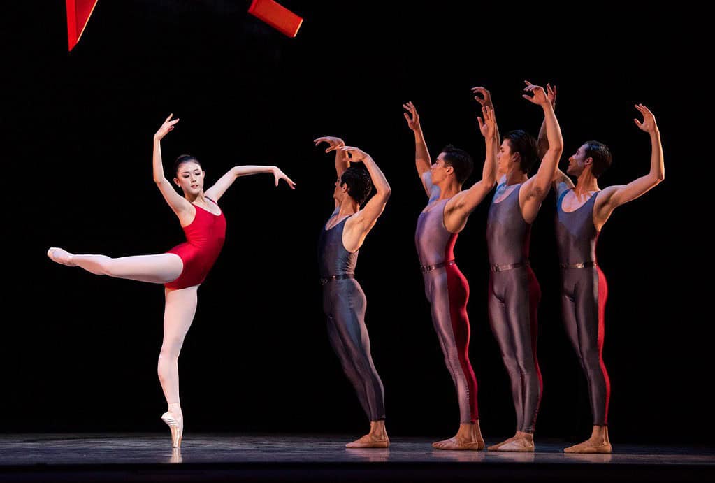 Dancers performing at the San Francisco Ballet Company