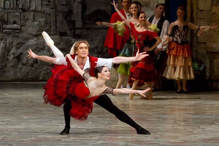 Dancers performing at the Mariinsky Ballet 