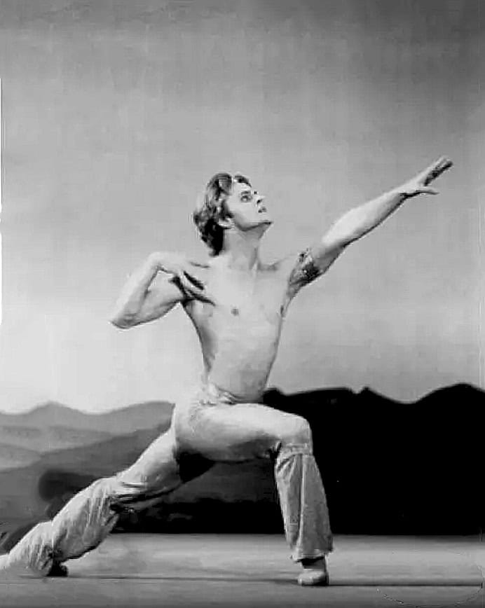 Male ballet dancer Mikhail Baryshnikov