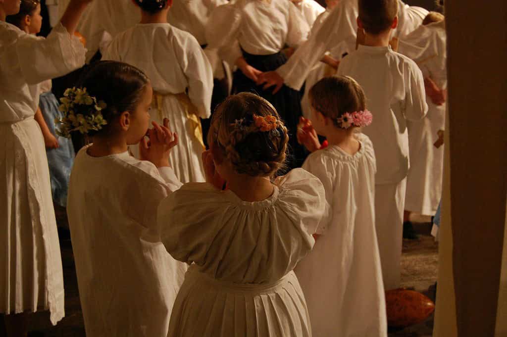 Young girls with hair accessories in their hair