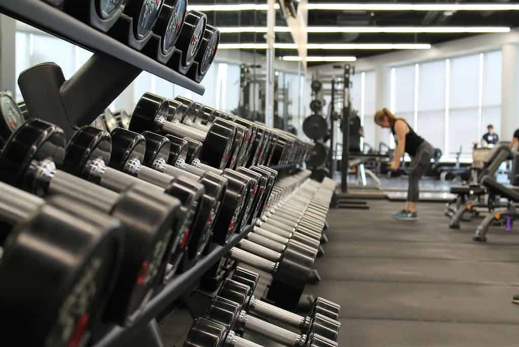 Wracks of weights at the gym